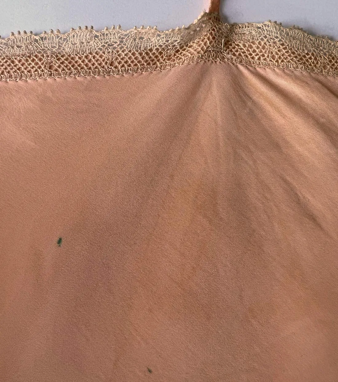 40s Vintage Full Slip Lace Trim Women's Medium Peach Rayon VFG