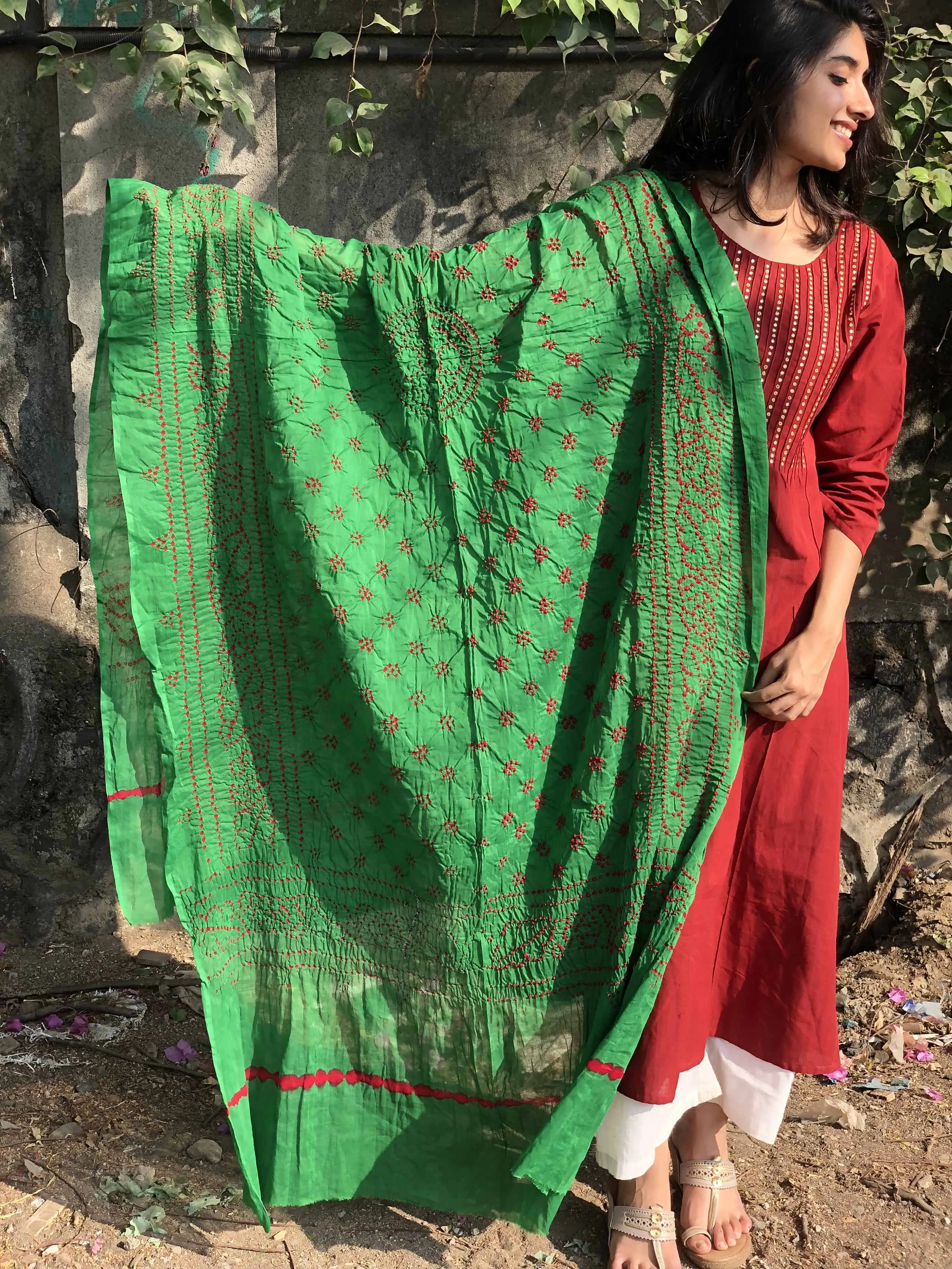 Bandhej Light Green Cotton Dupatta