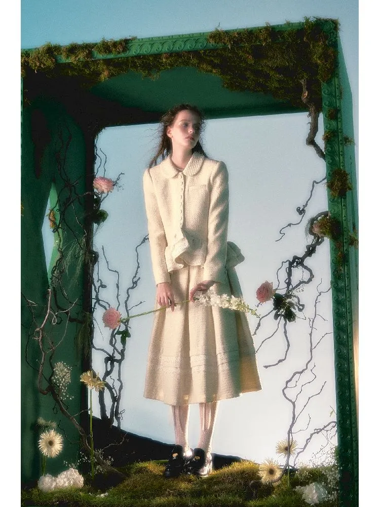 Beige Irregular Lace Hem Suit【s0000004799】