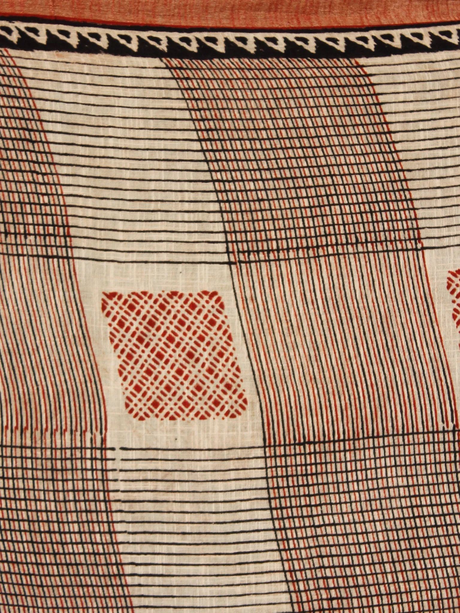 Beige Red Black Hand Block Printed Handwoven Linen Saree With Zari Border - S031703586