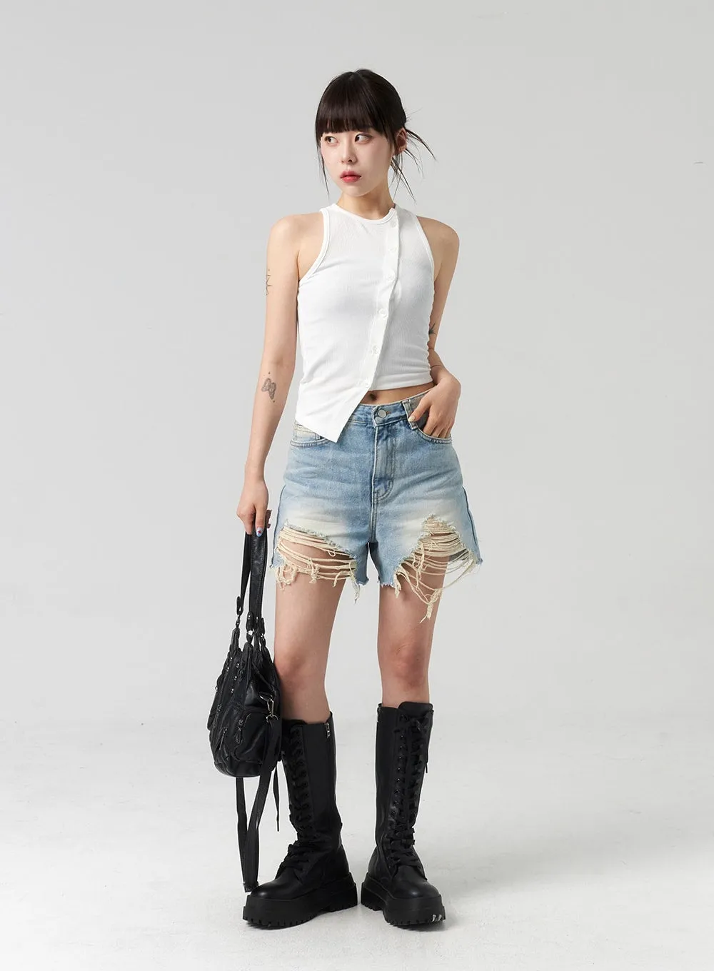 Light Ripped Denim Shorts CL318