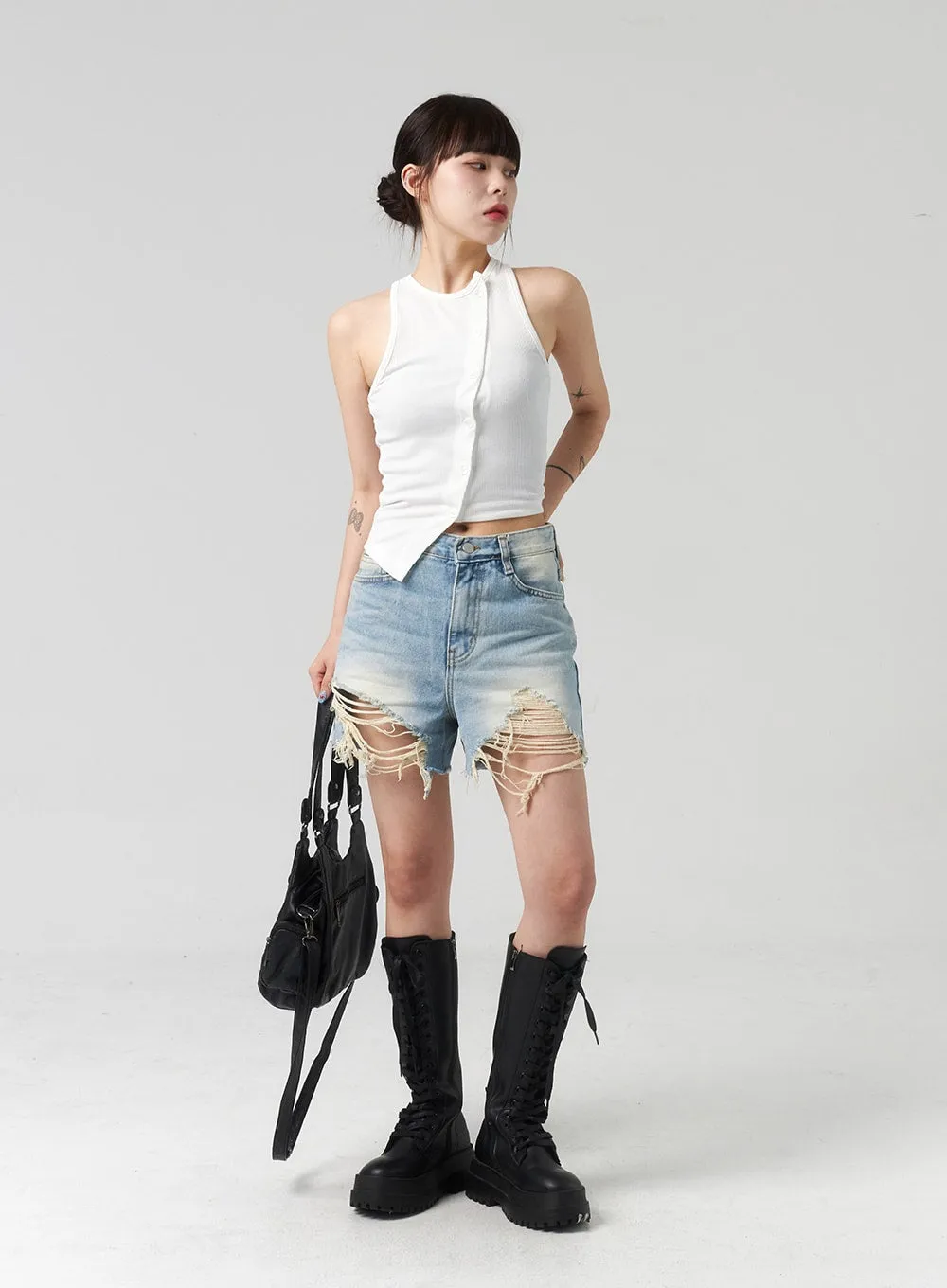 Light Ripped Denim Shorts CL318