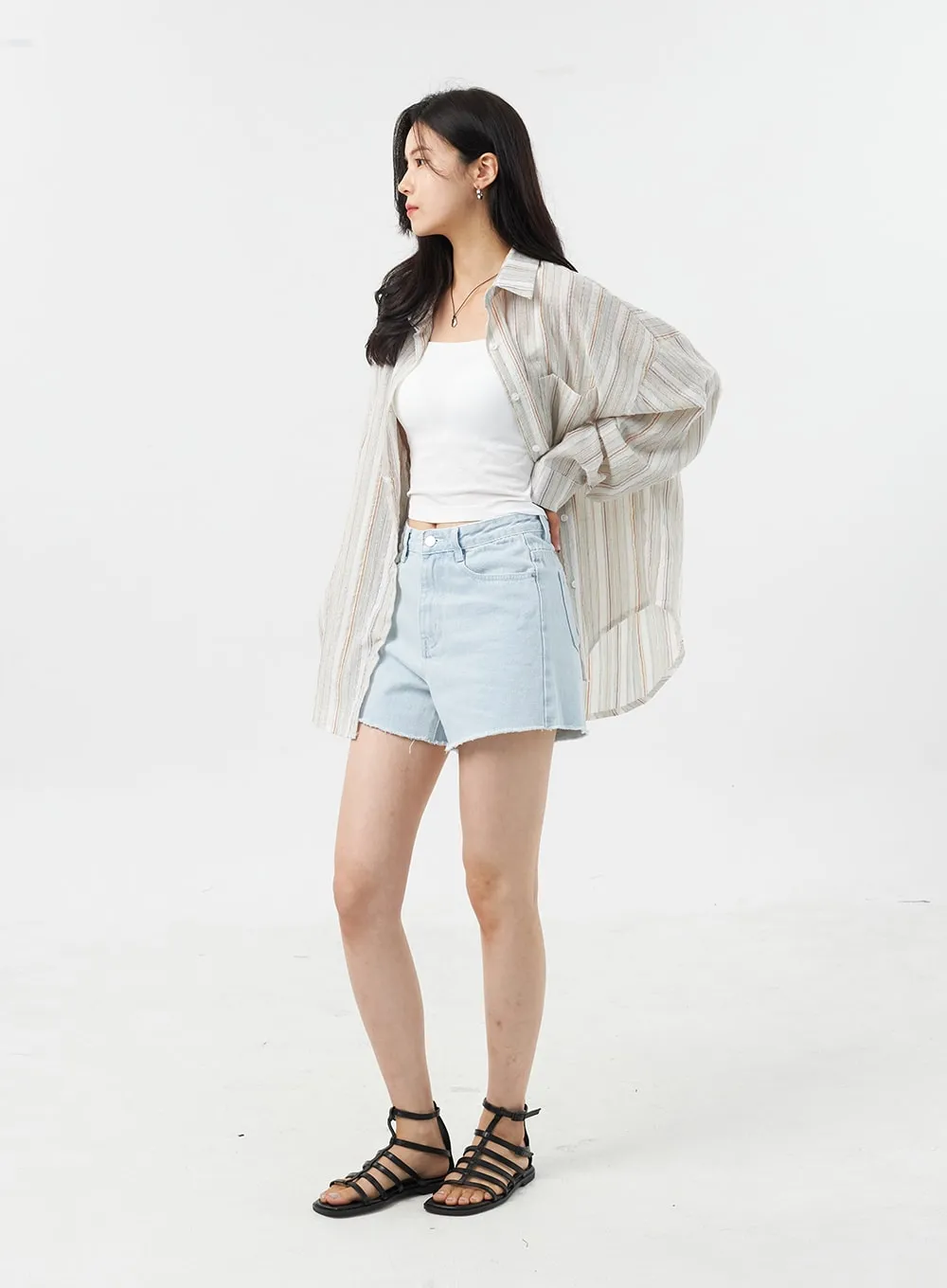Light Wash Denim Shorts OU307