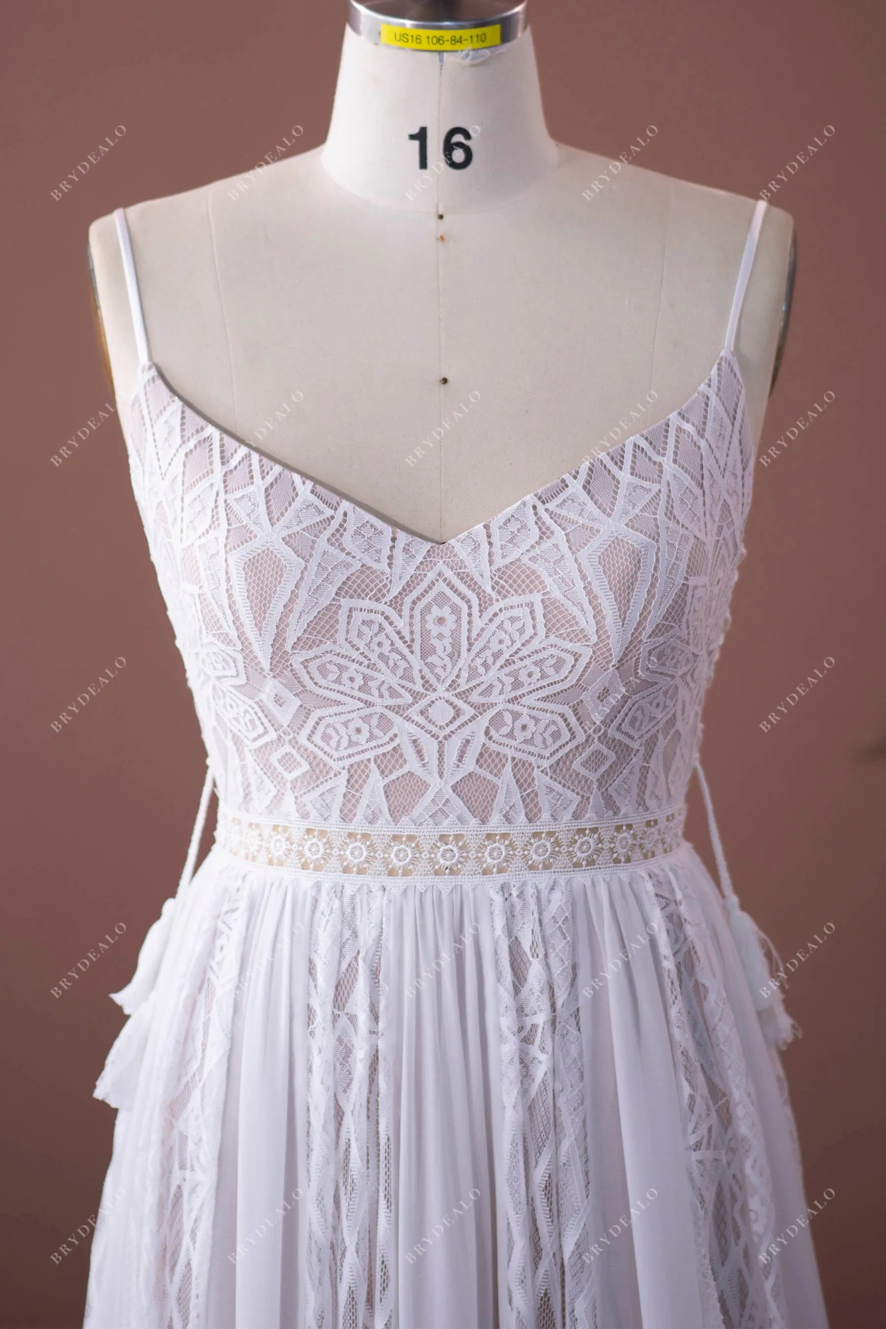 Nude Beige Plus Size Spaghetti Strap V-neck Boho Lace Bridal Gown