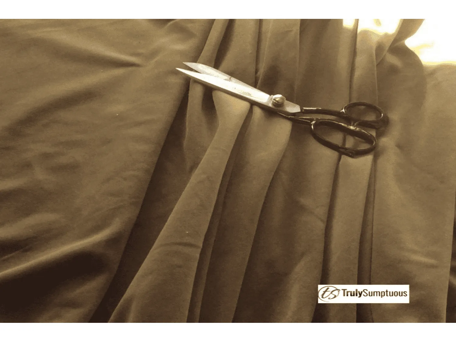 OLIVE GREEN - Cotton  Crafting / Dressmaking Velvet / Velveteen Fabric - Lightweight