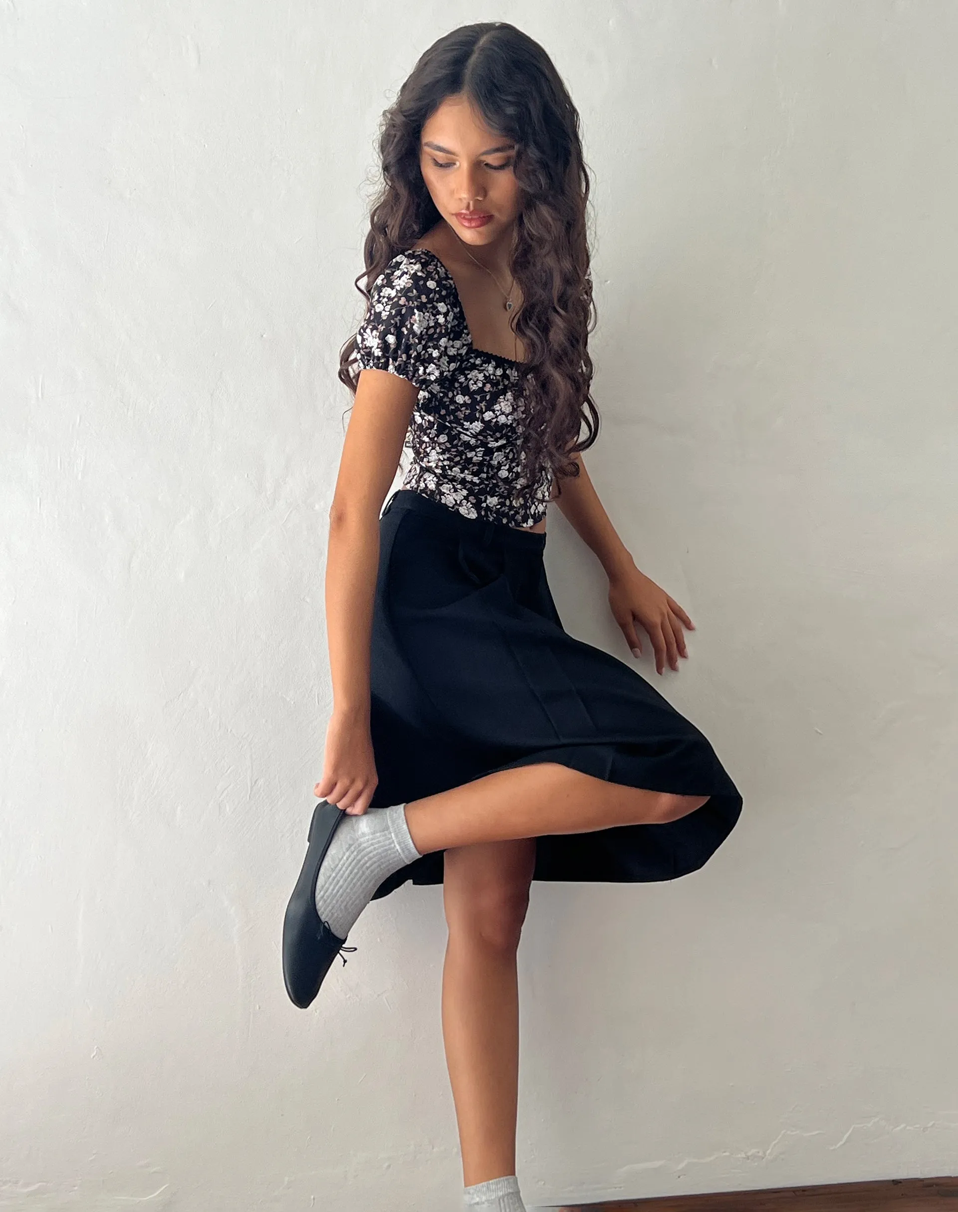 Tezu Sweetheart Top in Dark Wild Flower
