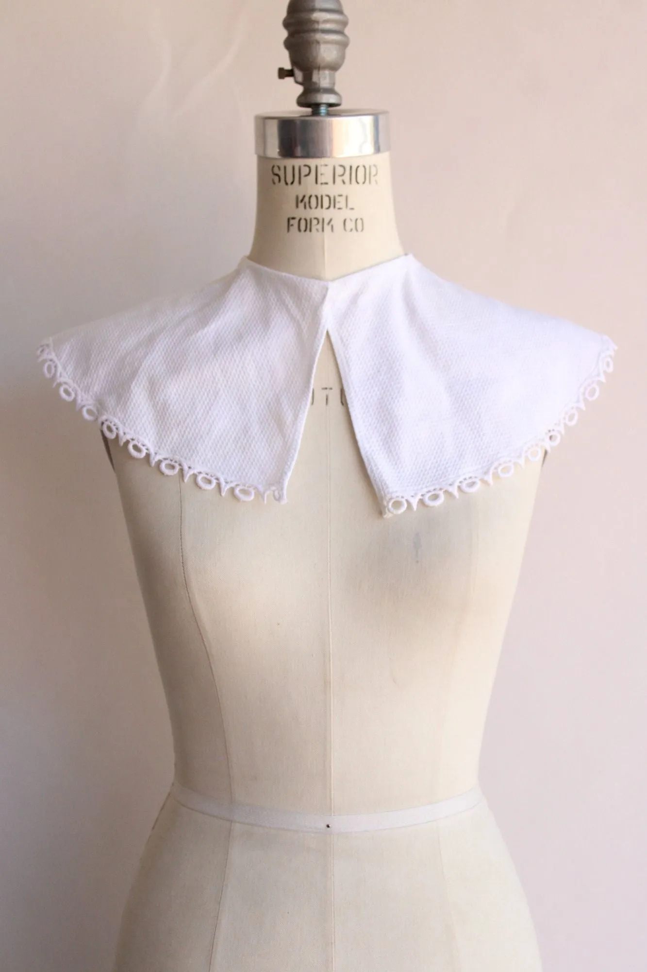 Vintage 1980s Lace Collar, White Detachable