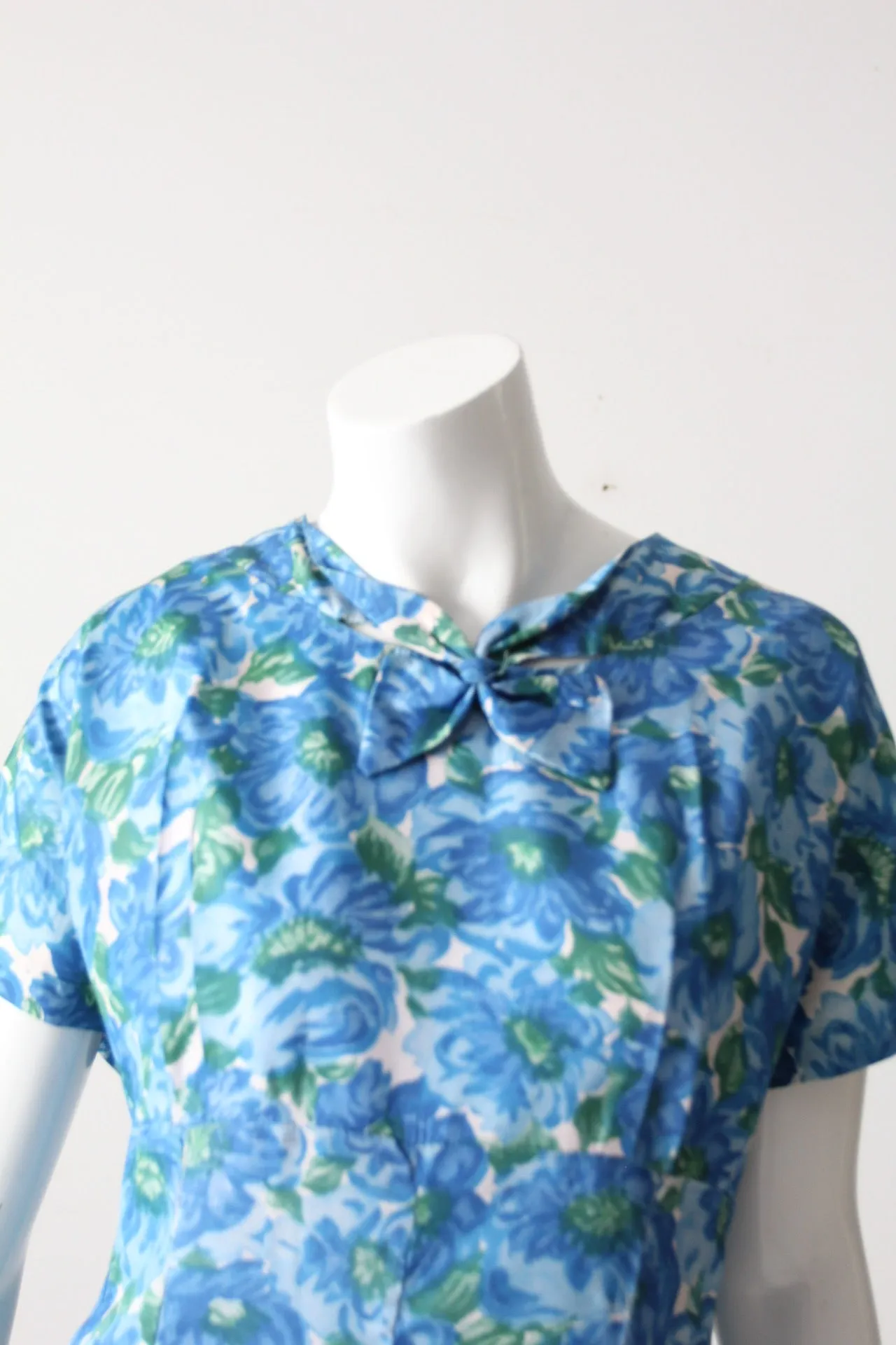vintage 50s floral dress