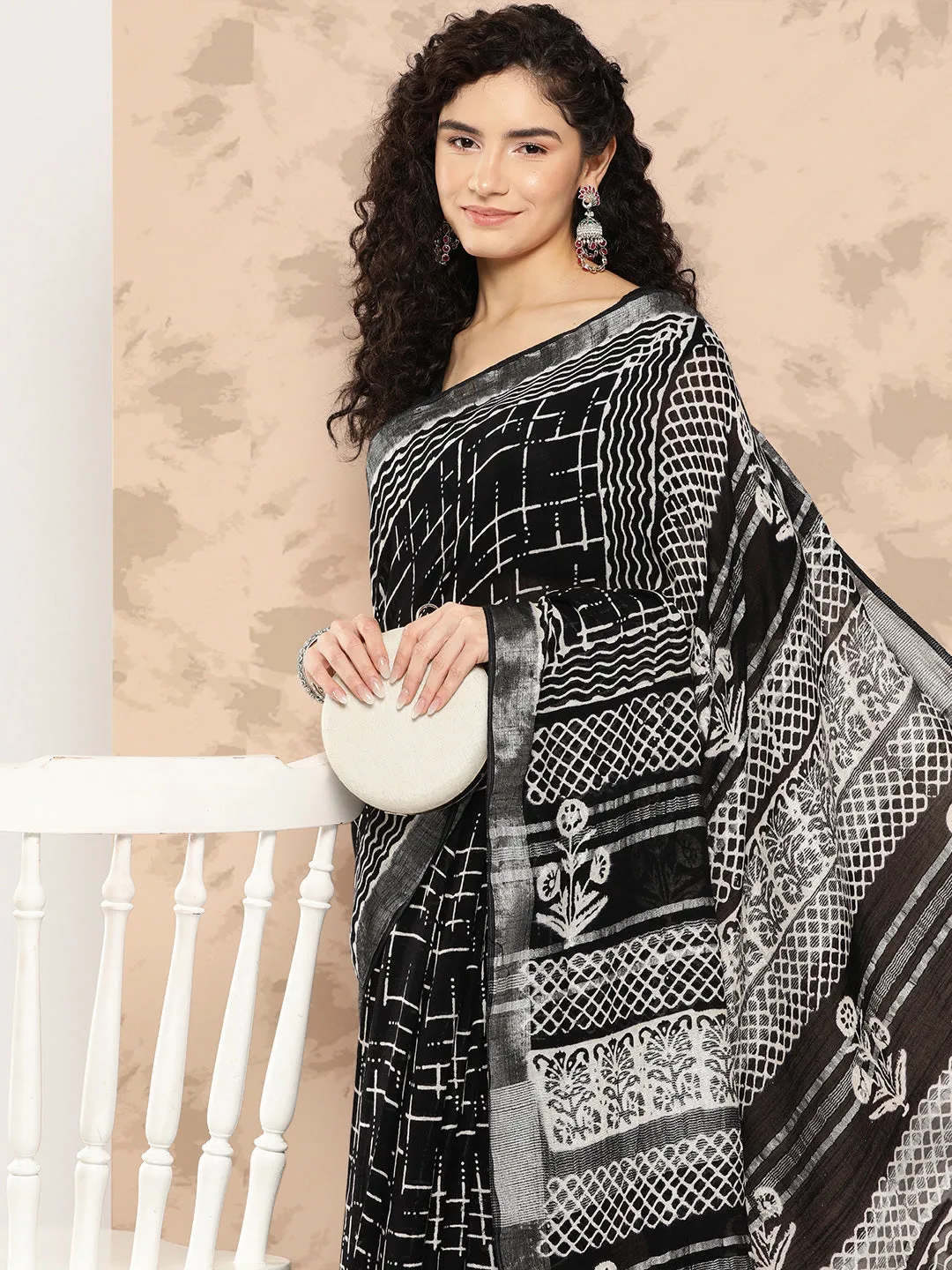 Women Black Pure Cotton Saree