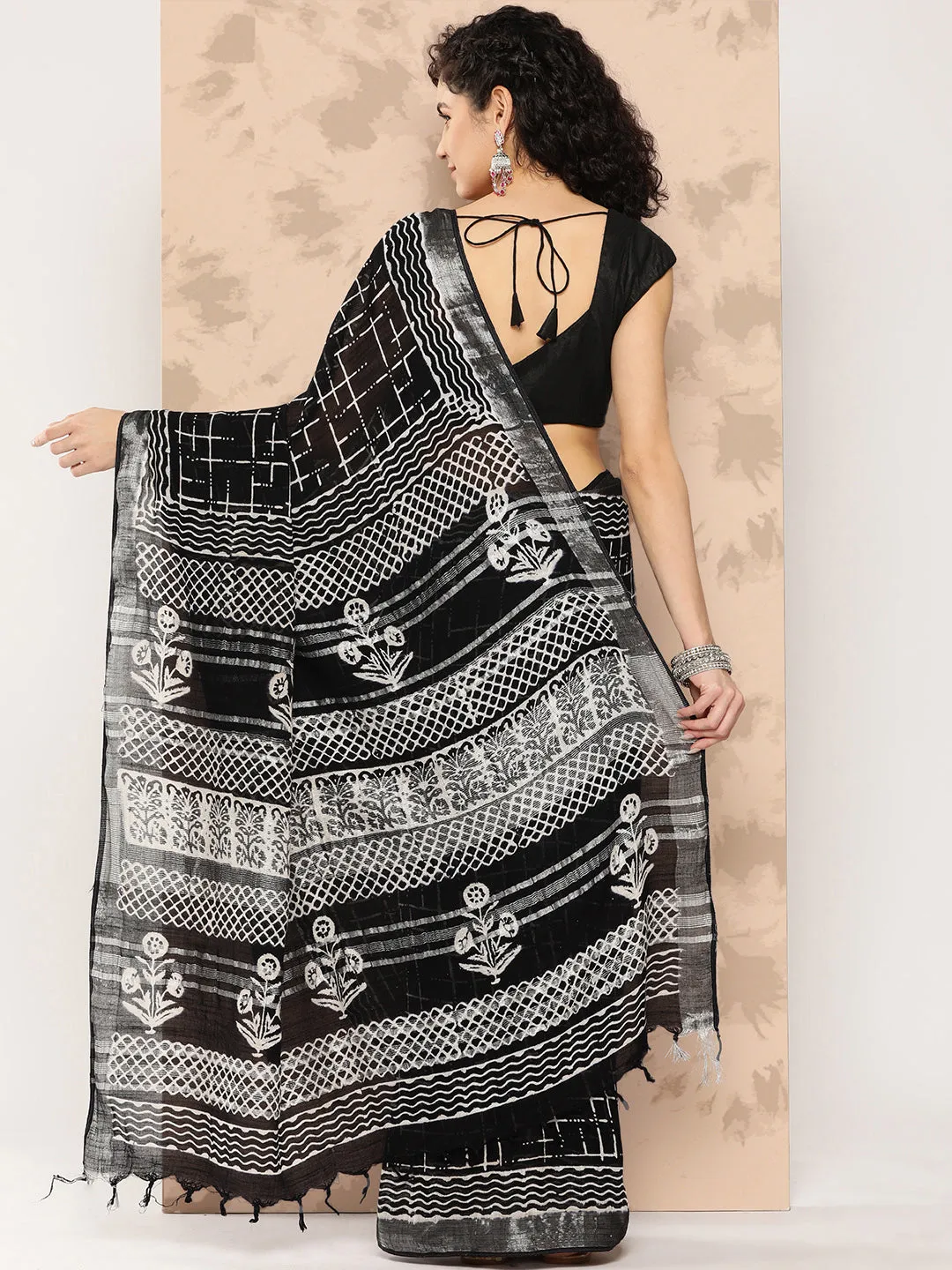 Women Black Pure Cotton Saree